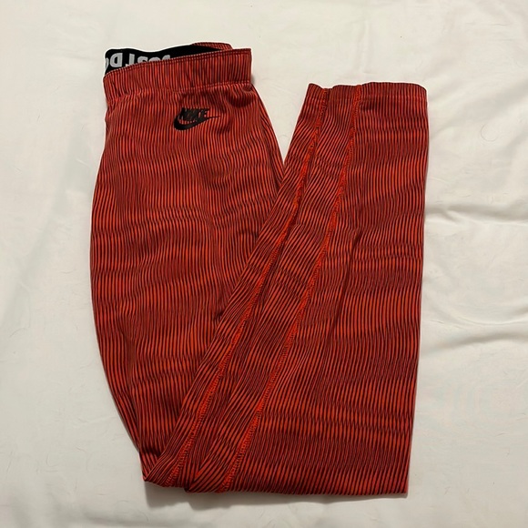 Nike Leggings - Picture 1 of 2